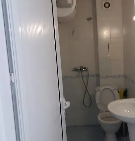 Apartment Violet