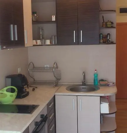 Violet Apartment *